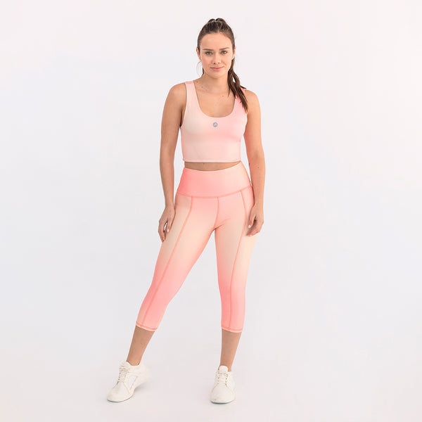 conjunto deportivo mujeres con top y leggins